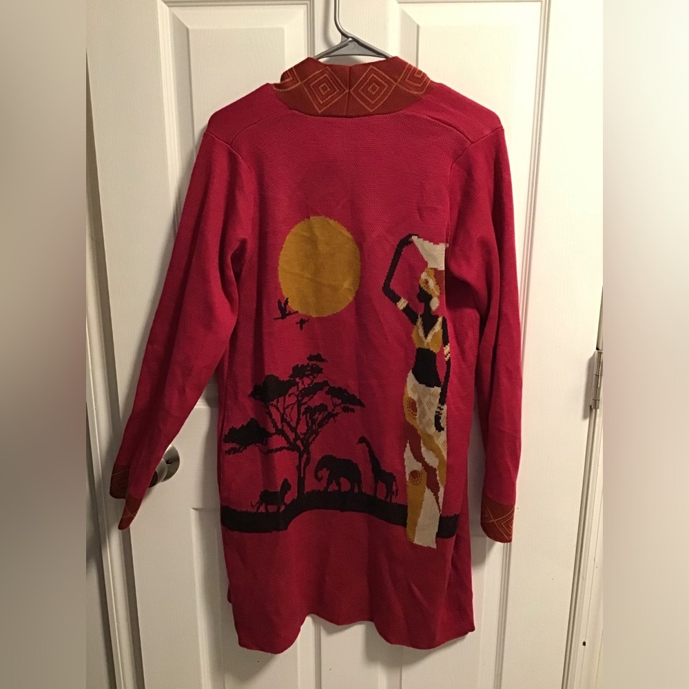 Elegant Red and Gold Open Cardigan - Picture 2 of 7